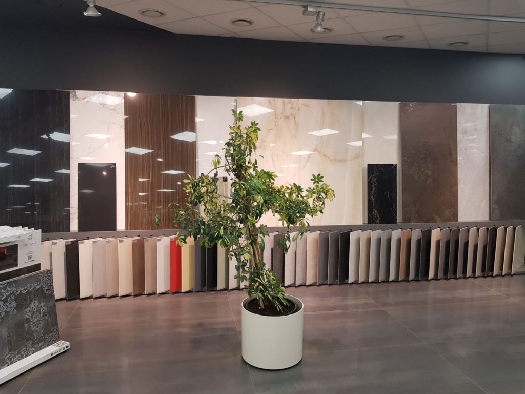 JAUNAIS SALONS